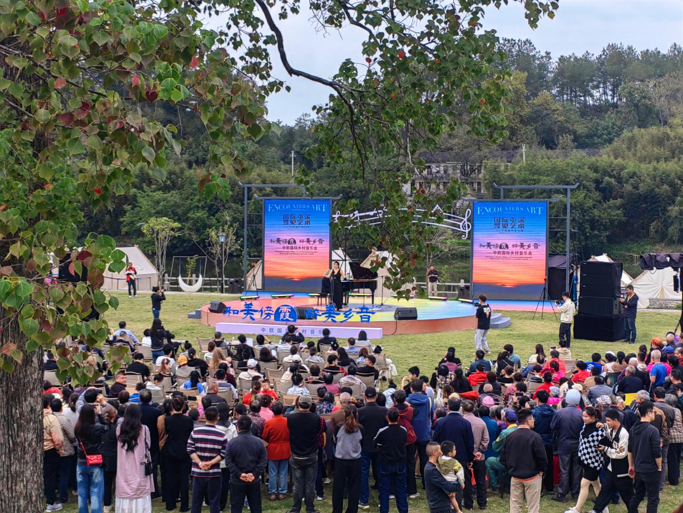 “出攤”即“出圈”！朱村“荷·咖啡”邀您一起聆聽經(jīng)典！