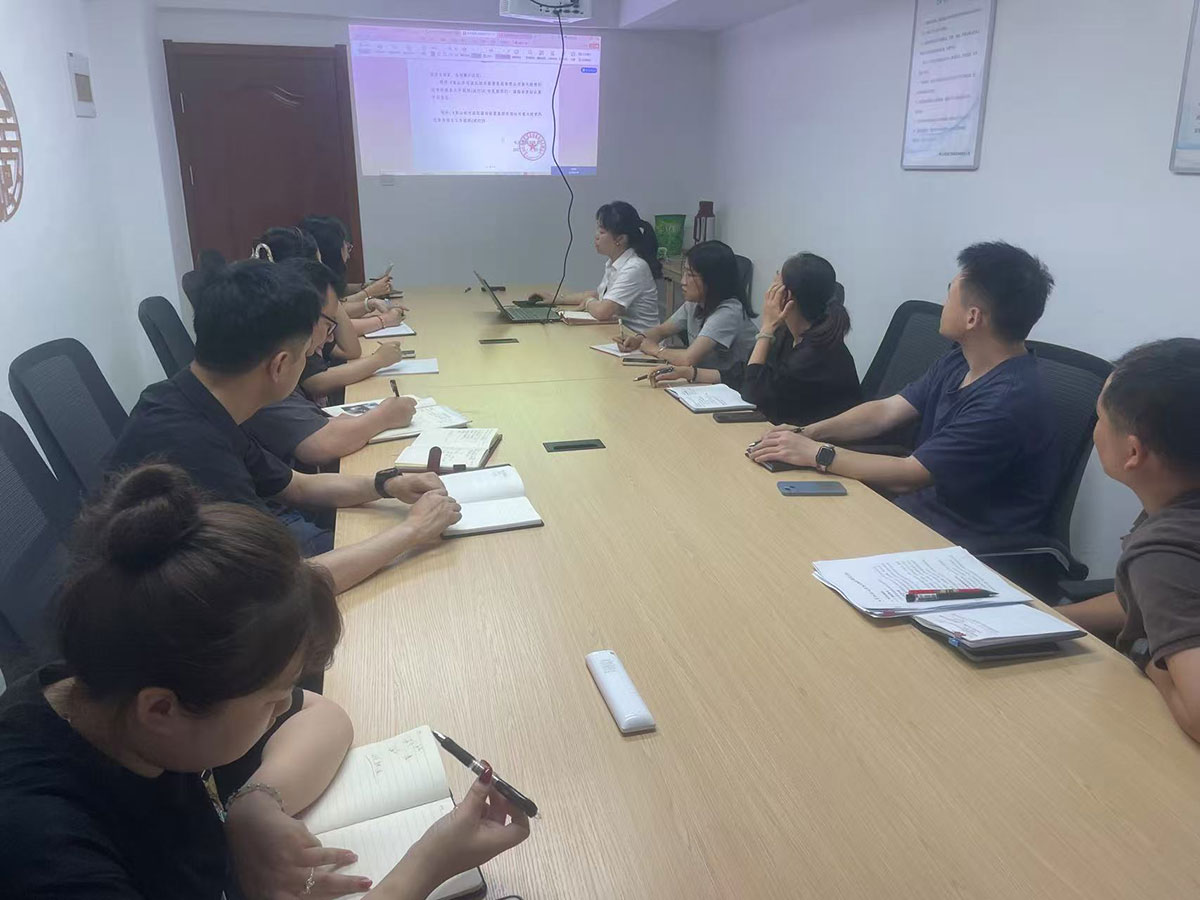 筑牢集團風險堤壩，護航公司高質(zhì)量發(fā)展