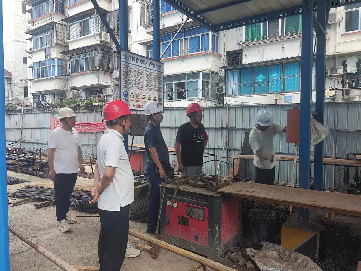 城建投公司開(kāi)展“安全生產(chǎn)月”系列活動(dòng)筑牢施工安全防線?