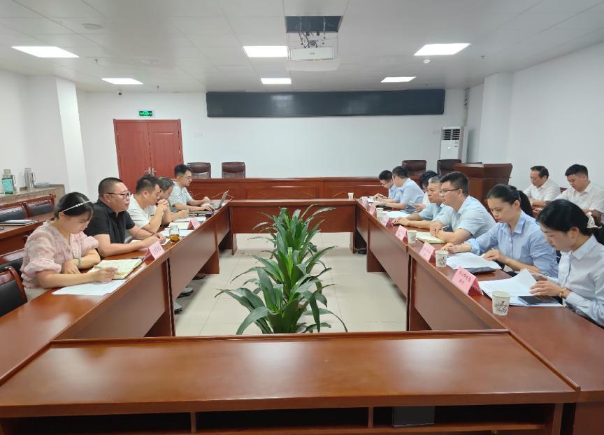 共話合作新機遇，同謀發(fā)展新篇章——區(qū)國投集團召開銀企座談會 推動并購貸款項目落地