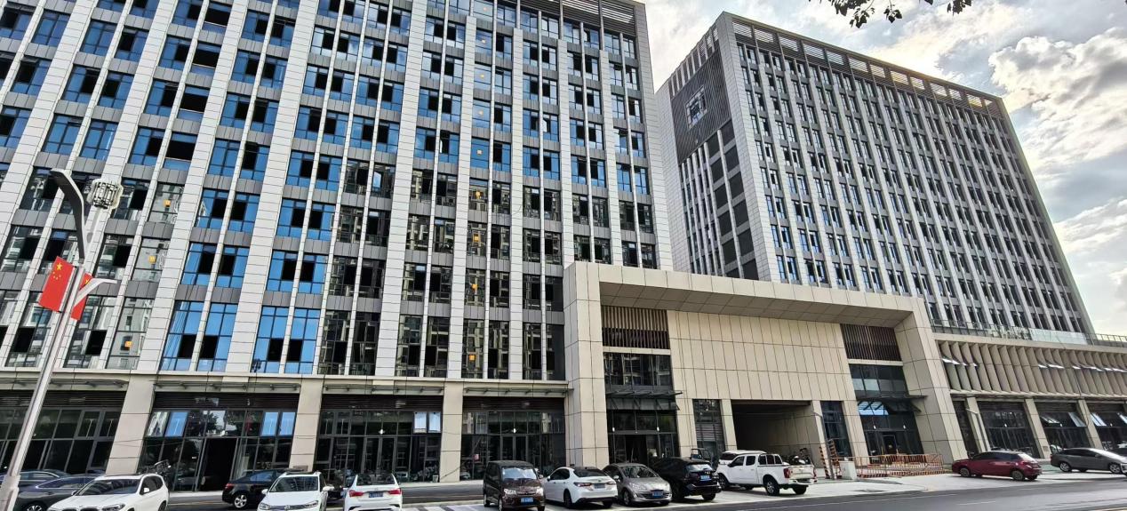 精工筑就品質(zhì) 昱城大廈項目順利通過竣工驗收